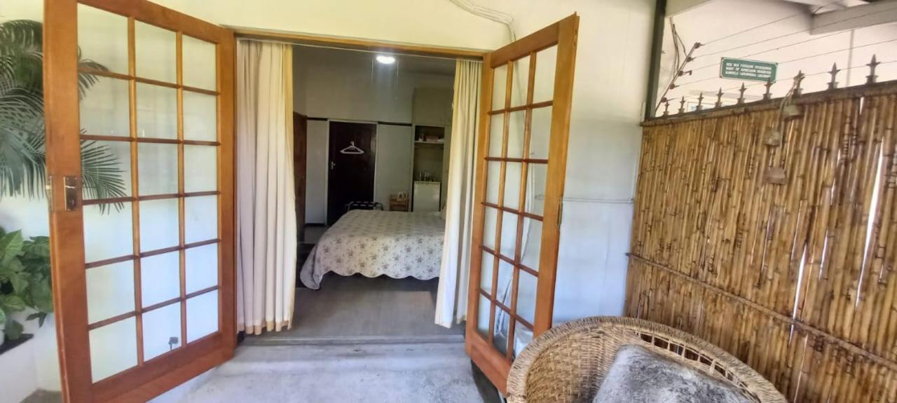 Beit Shalom Before Known As Best Little Guesthouse Oudtshoorn Luaran gambar